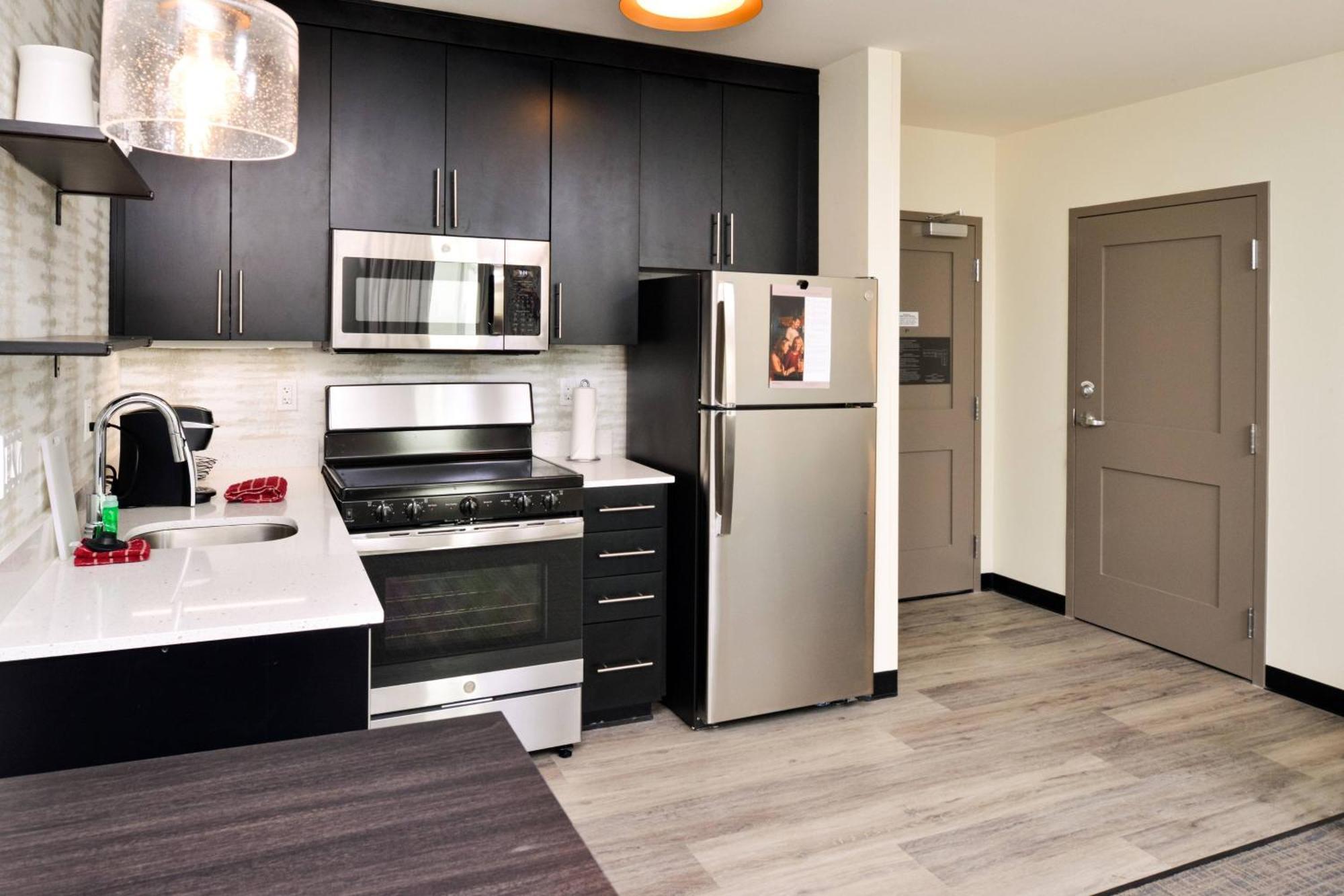 Hotel By Marriott West 3*